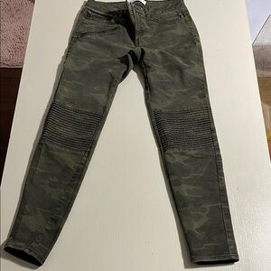 Zara Camouflage Moto Skinny Pants- Size 4